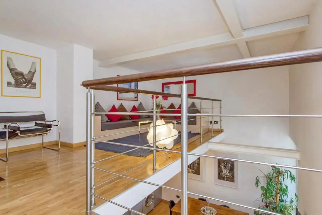 Apartment Design Accommodation Rome